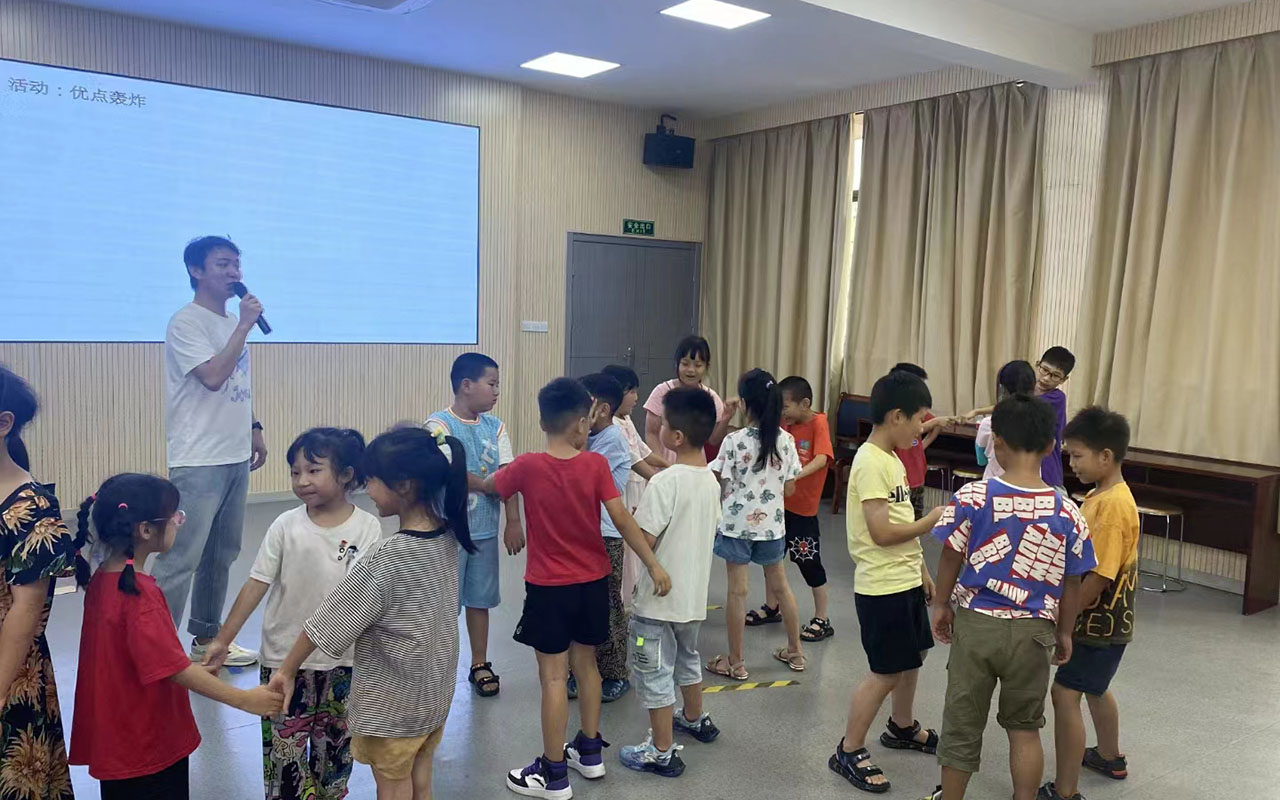 天桥龙观乡中心学校